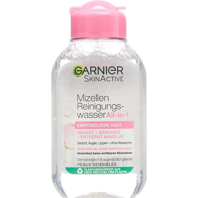 Мицеллярная очищающая вода GARNIER для нормальной кожи.