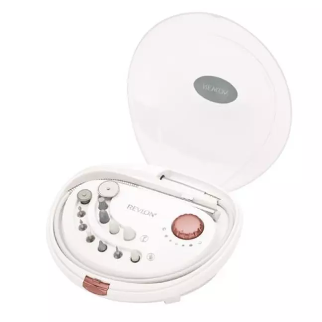 Revlon Ultimate Glam Mani-Pedicure Set Rvsp3526e Revlon Ultimate Glam Mani-Pedicure Set Rvsp3526e