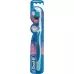Зубна щітка Oral-B 3D White 35 середня коротка головка Зубна щітка Oral-B 3D White 35 середня коротка головка