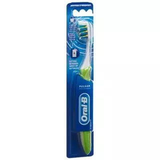 Oral B Pro-Expert pulsierende зубная щётка 35 Medium