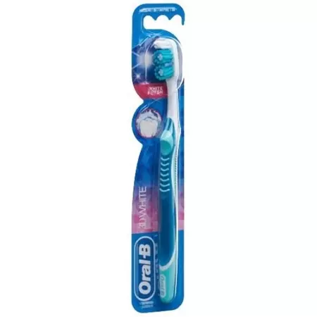 Зубна щітка Oral-B 3D White 35 середня коротка головка Зубна щітка Oral-B 3D White 35 середня коротка головка