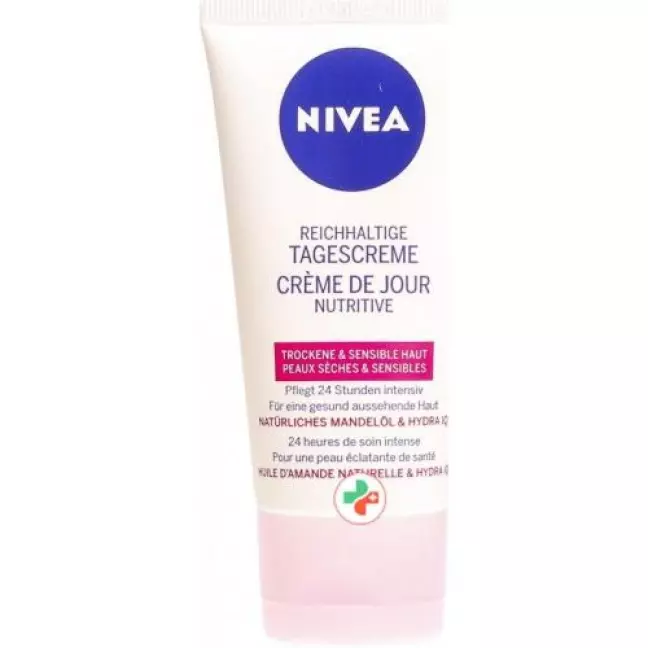 Денний крем Nivea Rich для сухої шкіри 50 мл Денний крем Nivea Rich для сухої шкіри 50 мл