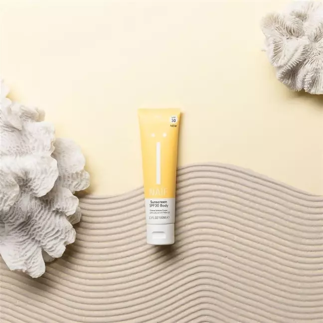 Сонцезахисний крем NAIF для дорослих SPF30
